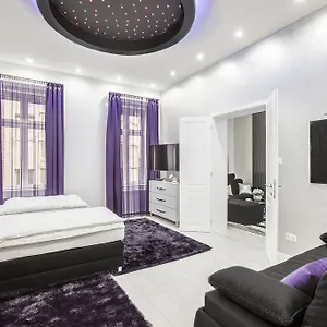 Opera Luxory Apartamento Budapest