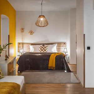 Apartament 4 Trees By Adrez, Praga